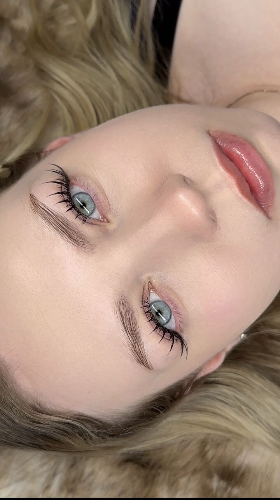 Lashes & Brows